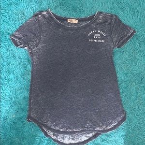 Hollister t shirt